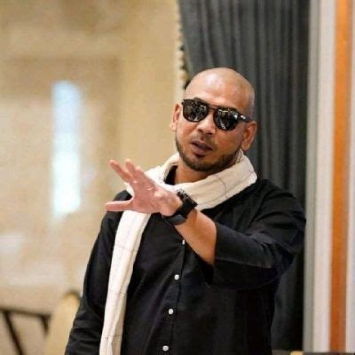 Azri Walter Age: How Old Is He? Entrepreneur Wiki, Family & Meme