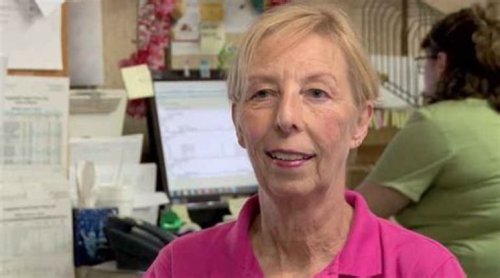 Diane Pol Husband, Married, Children, Daughter, Net Worth, Salary, Wiki, Bio