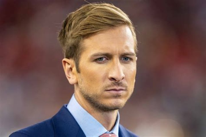 Everything You Need To Know About Jac Collinsworth, His Wife, Age & Net Worth