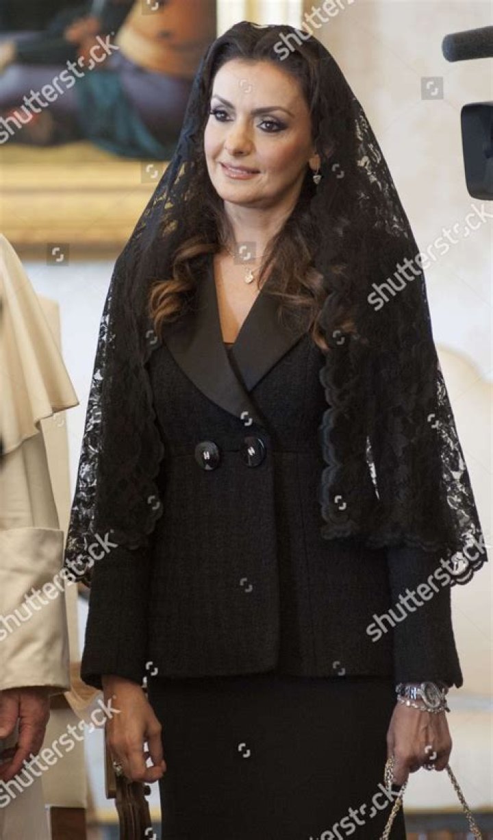 Lara Bashir- Net Worth, Wiki, Age, Husband, Height, Religion, Career