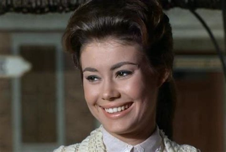 
Who Is Roberta Shore? Wiki, Age, Net Worth, Husband, Marriage, Career	