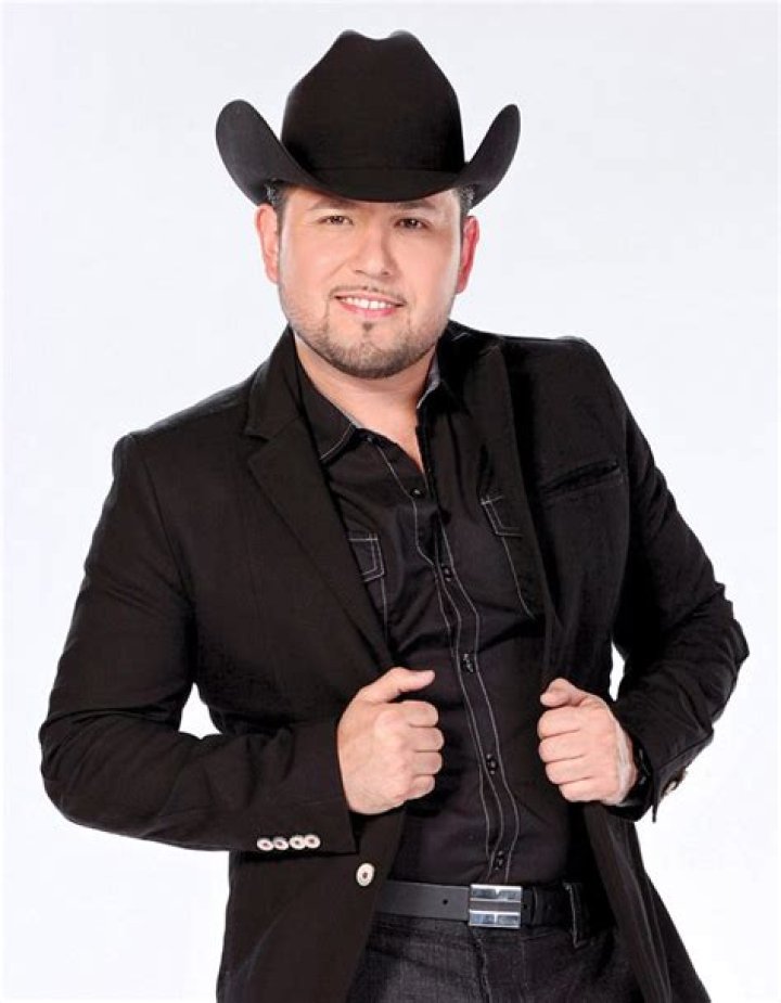 Who is Roberto Tapia? Wiki, Age, Height, Girlfriend, Net Worth, Ethnicity