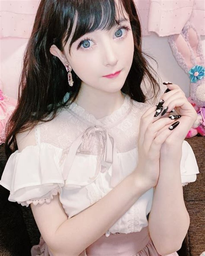 Venus Angelic- Bio, Age, Height, Boyfriend, Net Worth, Ethnicity, Career