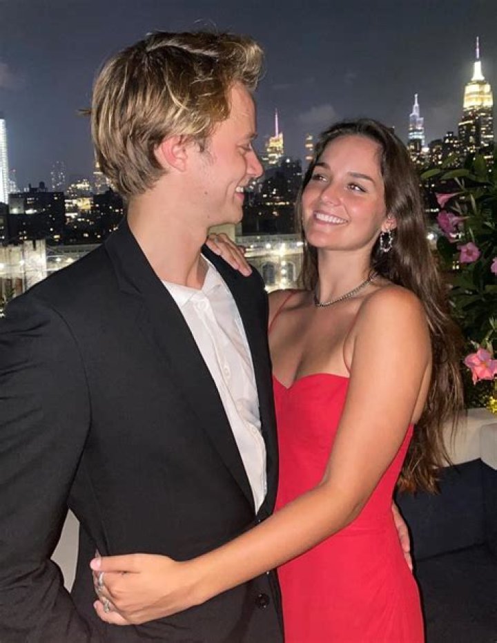 Who is Chuck Pankow? Wiki, Age, Height, Net worth, Relationship, Career