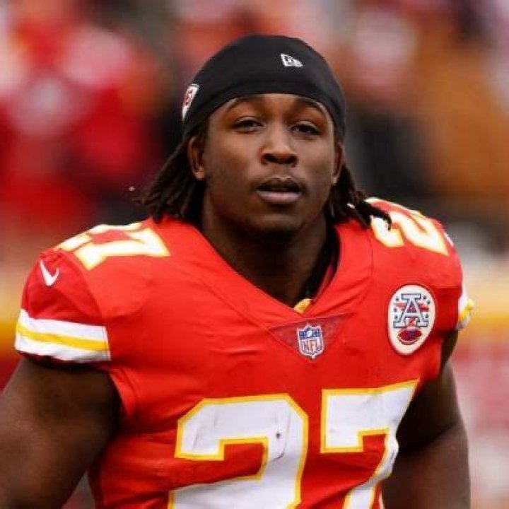 Who Is Clarence Riggins? Meet Kareem Hunt Brother: Family And Origin