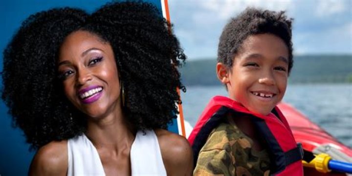 Yaya DaCosta Husband, Net Worth, Married, Children, Height, Bio